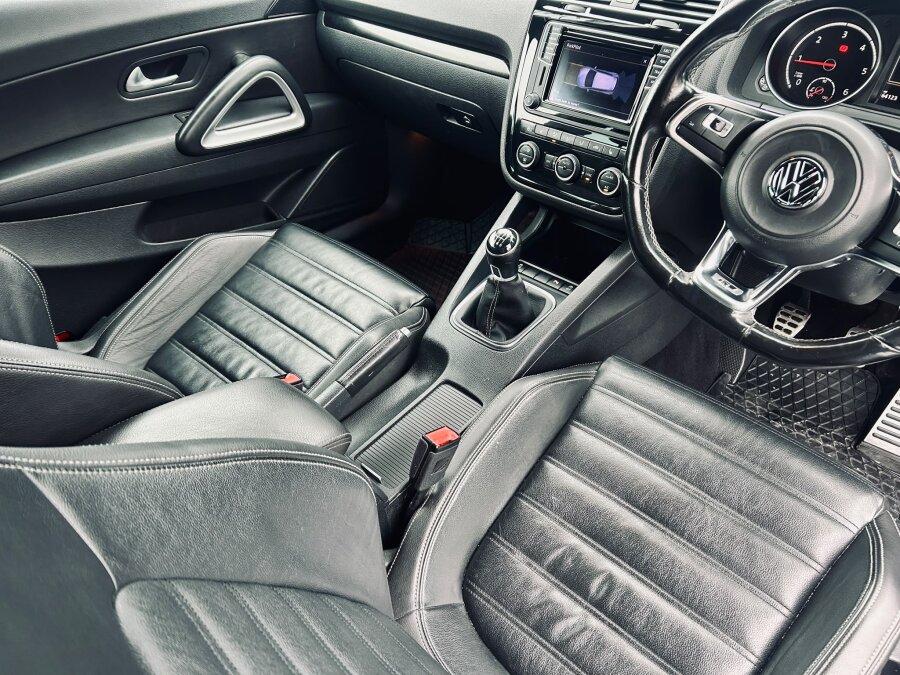 2016 Volkswagen Scirocco photo 13