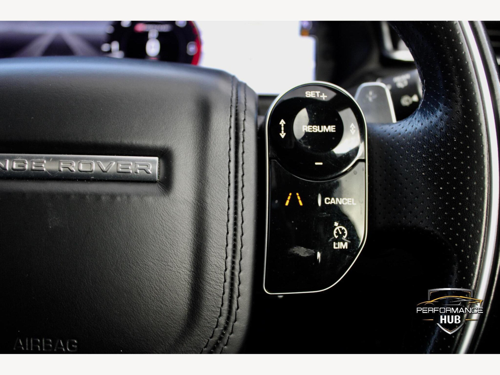 2019 Range Rover Velar image 20