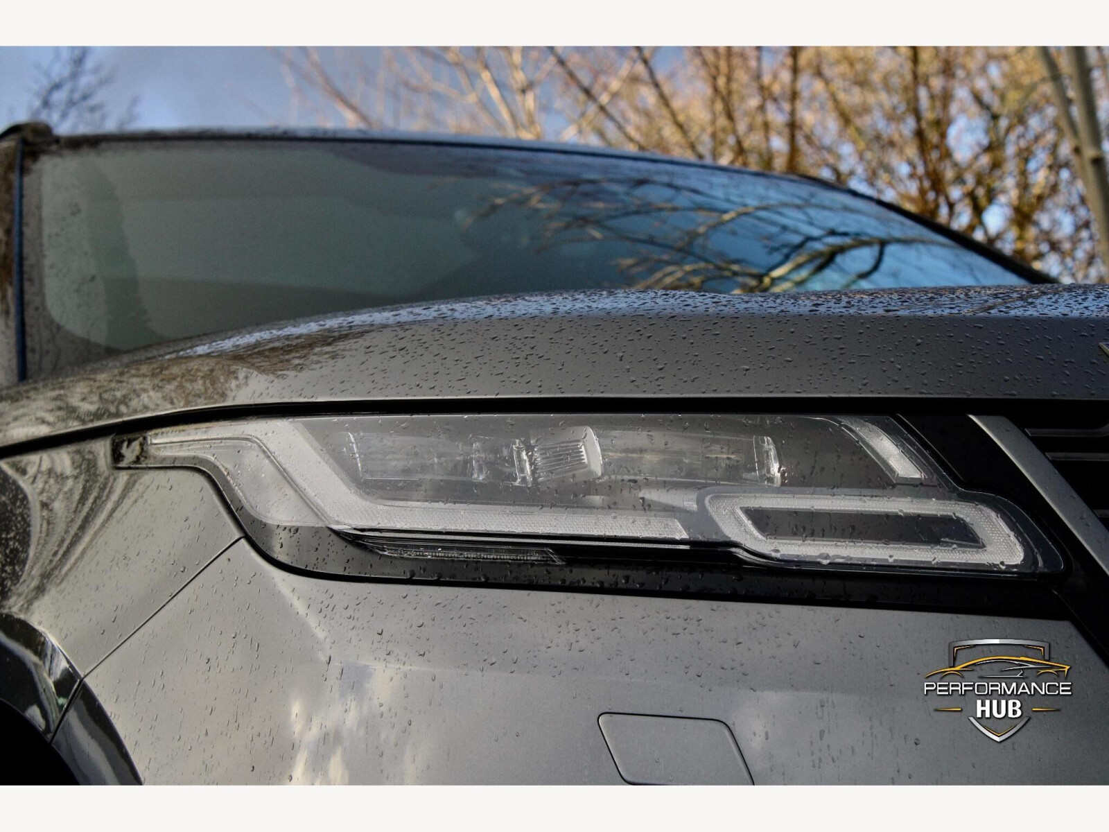 2019 Range Rover Velar image 24