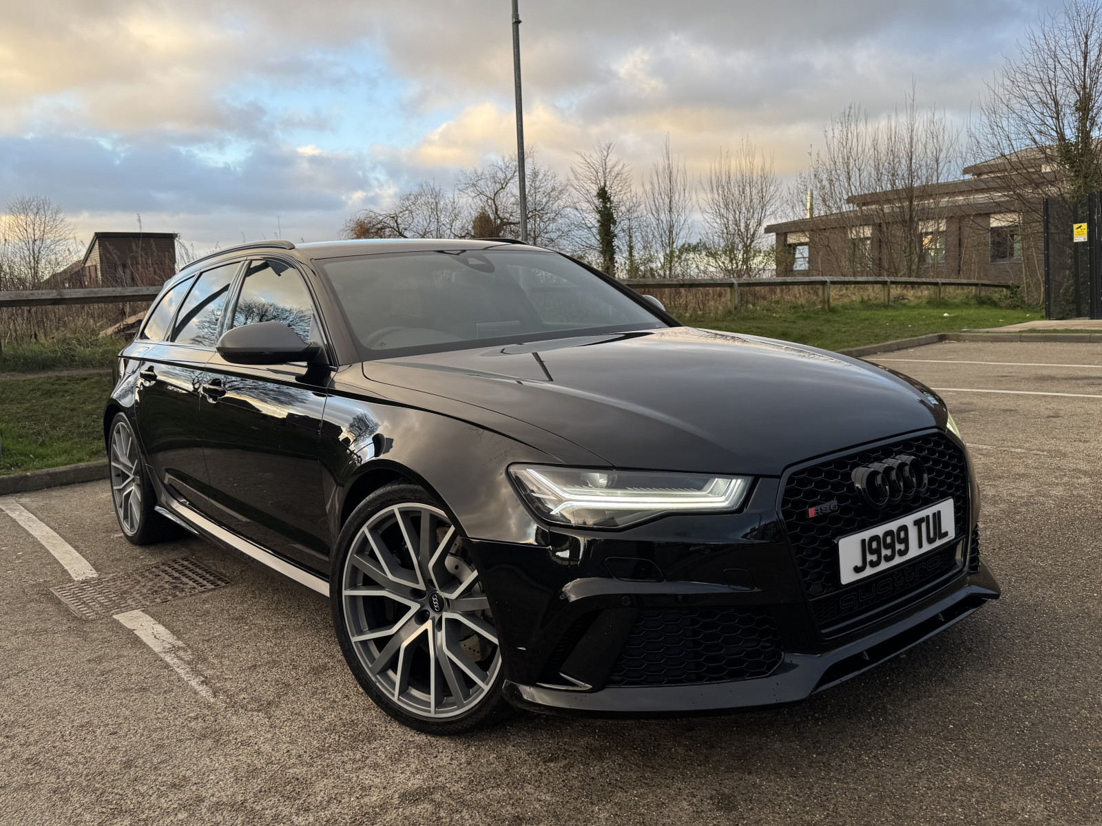 Audi RS6 Avant