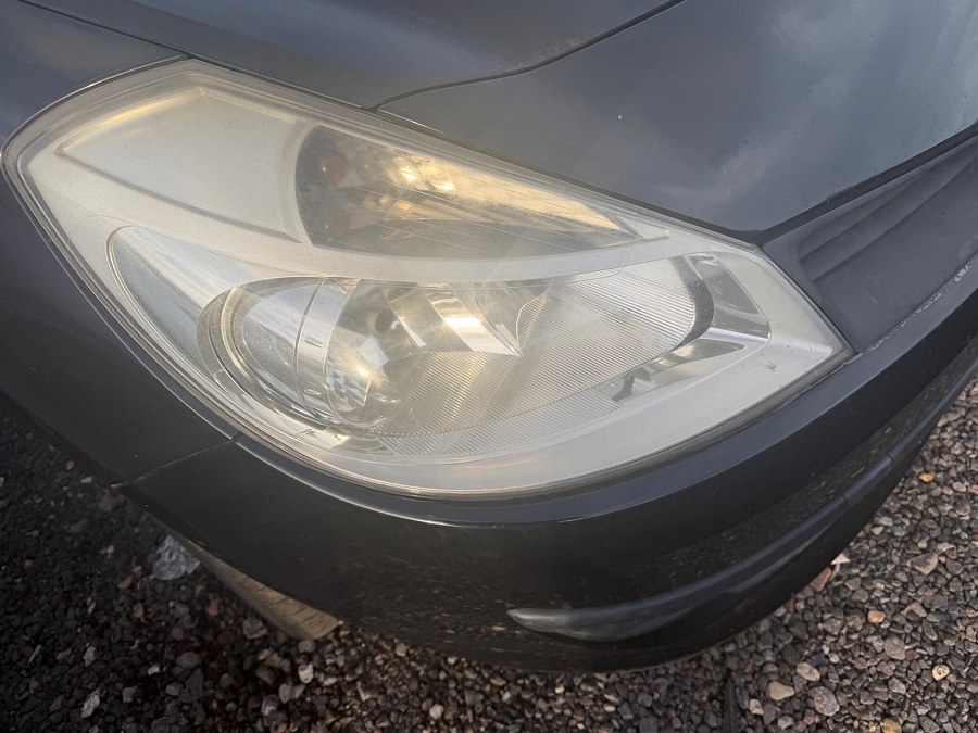 2006 Renault Clio photo 4