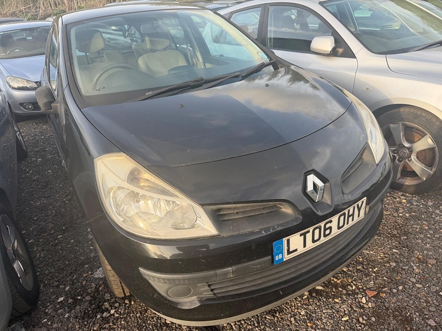 2006 Renault Clio photo 1