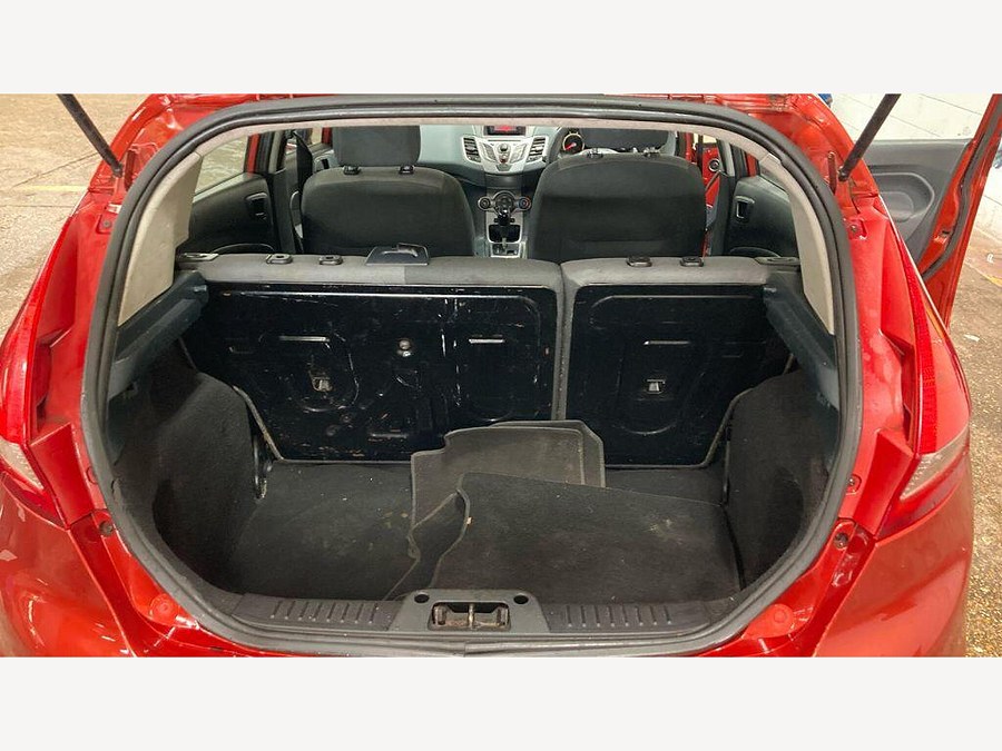 2009 Ford Fiesta photo 9