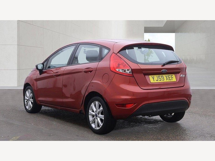 2009 Ford Fiesta photo 3