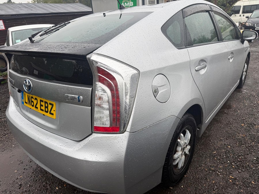 2019 Toyota Prius photo 8