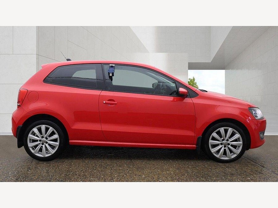 2010 Volkswagen Polo photo 9