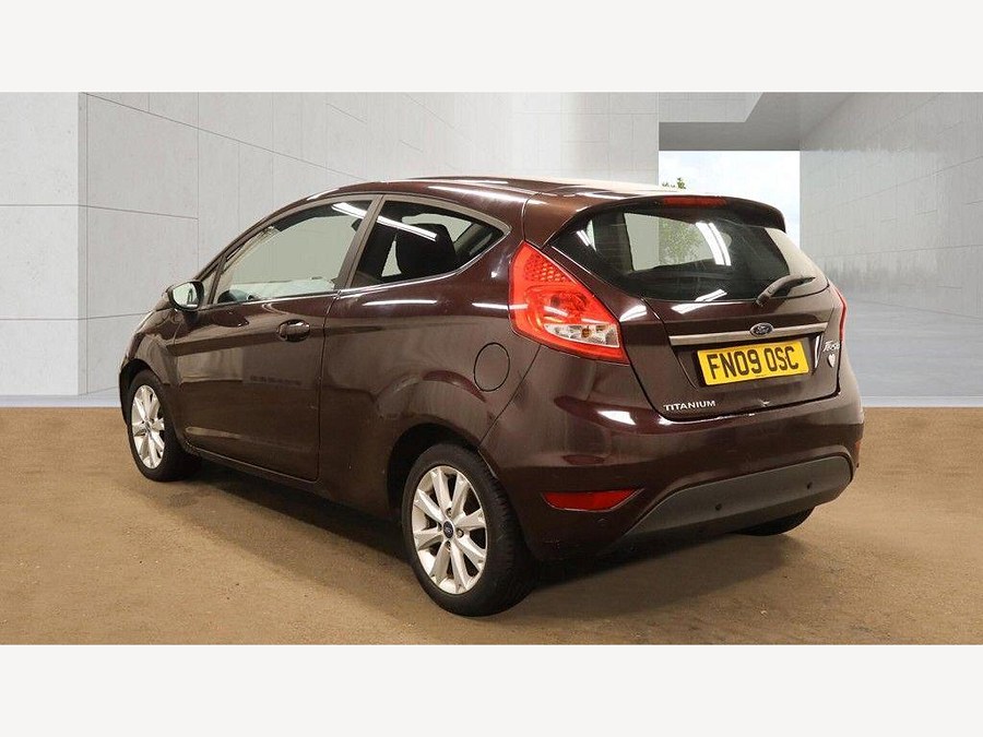 2009 Ford Fiesta photo 3