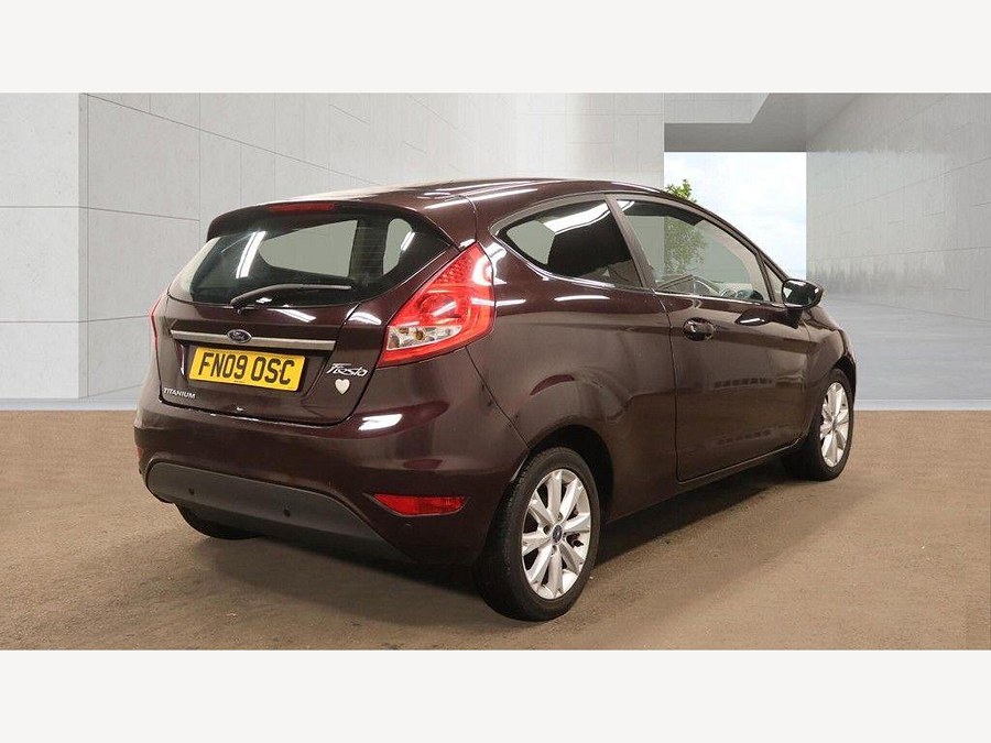 2009 Ford Fiesta photo 4