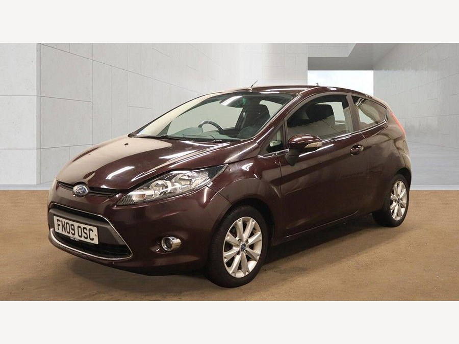 2009 Ford Fiesta photo 2