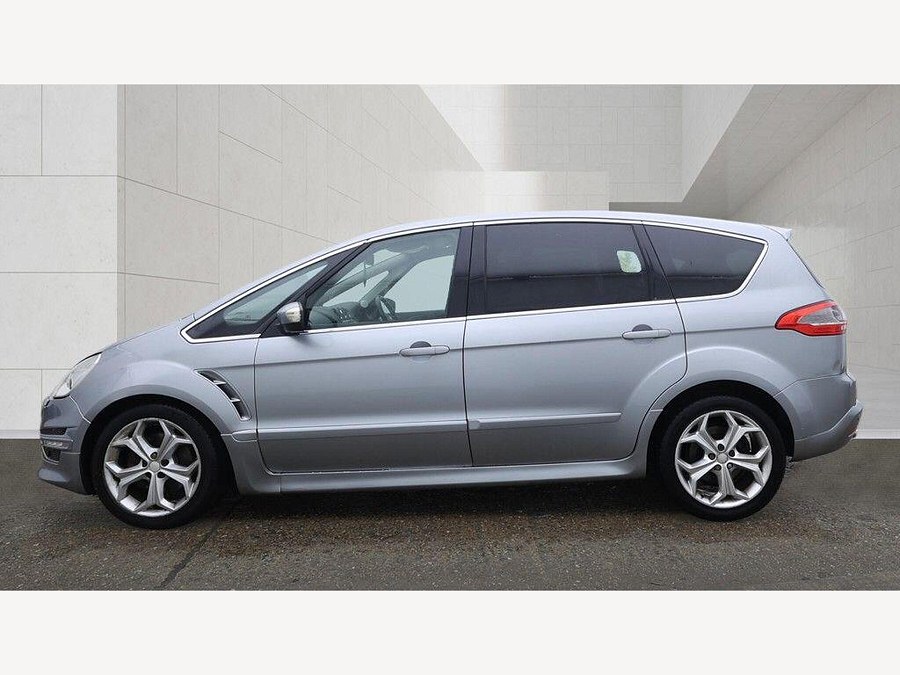 2010 Ford S-Max photo 6