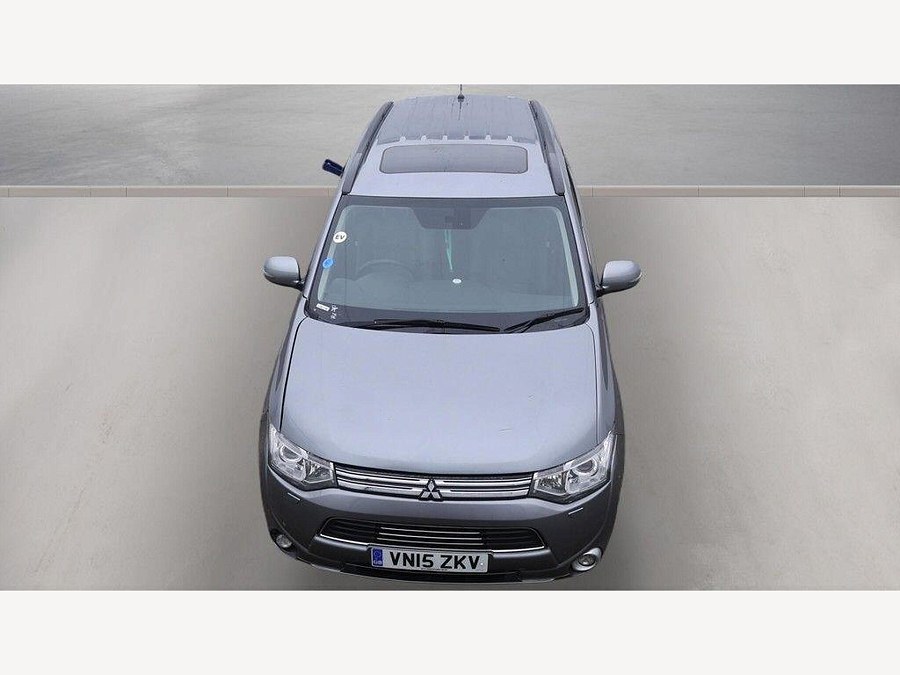 2015 Mitsubishi Outlander photo 6