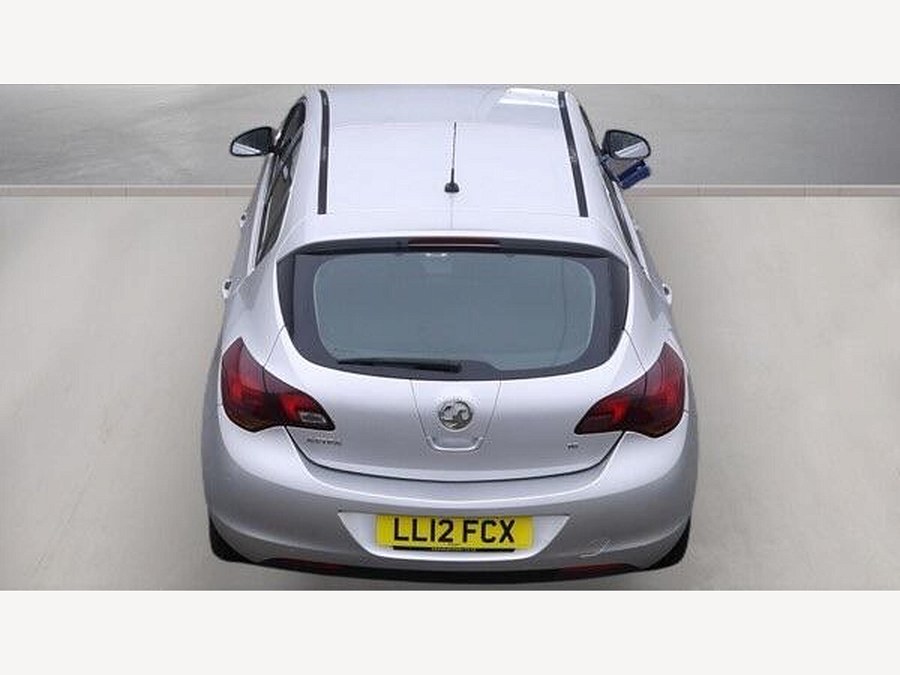 2012 Vauxhall Astra photo 3