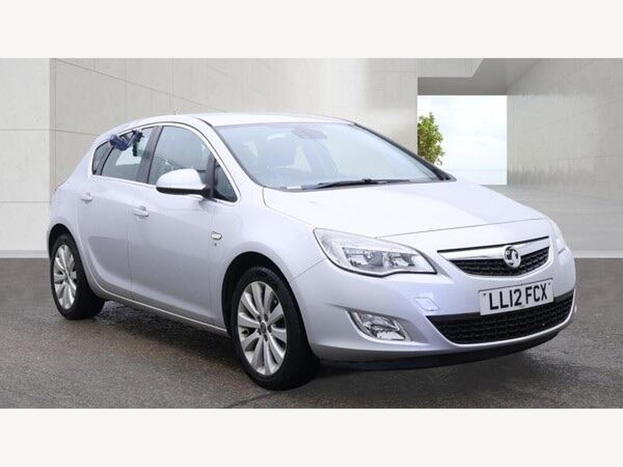 2012 Vauxhall Astra