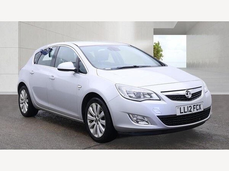 2012 Vauxhall Astra photo 7