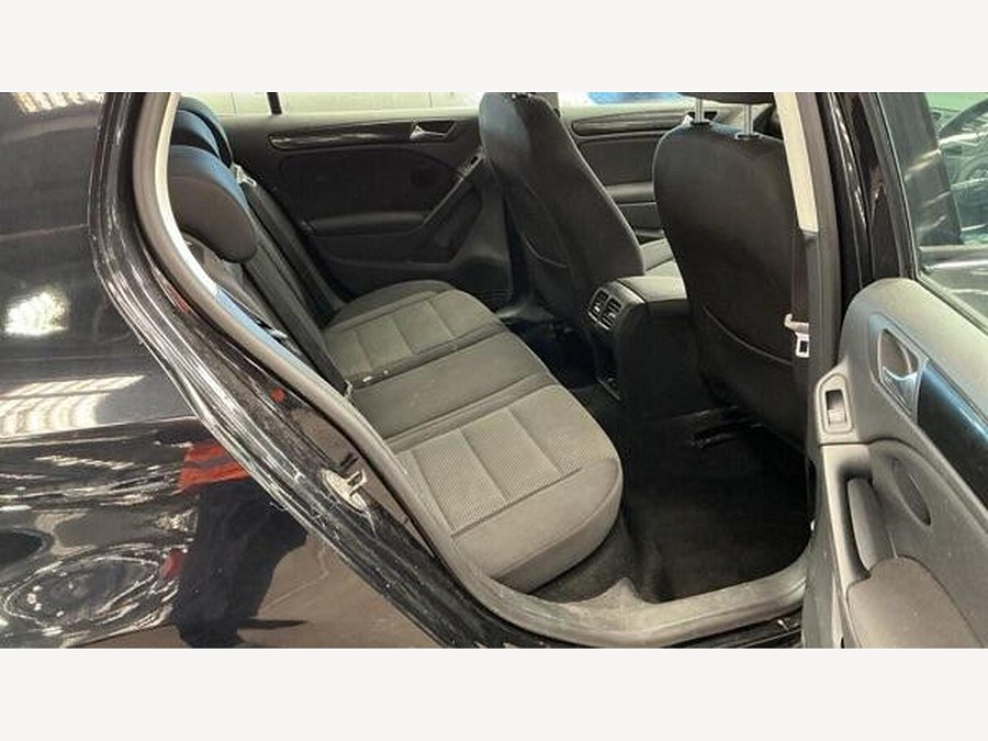 2009 Volkswagen Golf photo 5