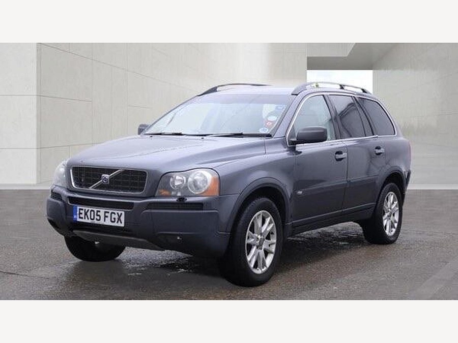 Volvo XC90 photo 2