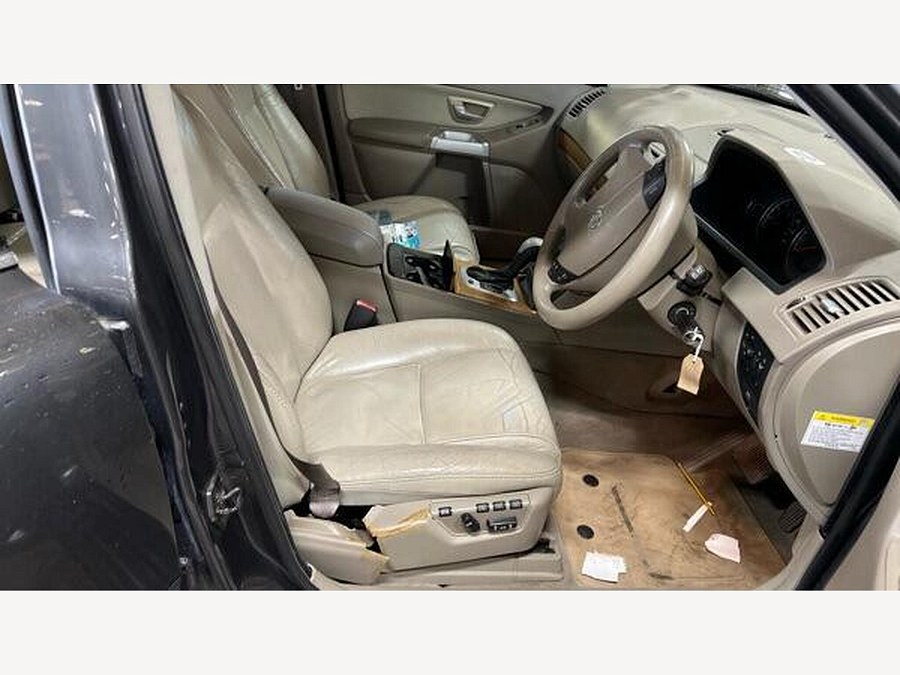 2005 Volvo XC90 photo 11