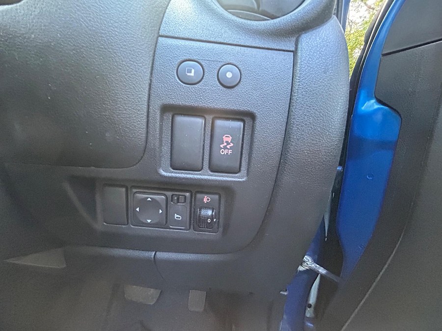 2011 Nissan Micra photo 4