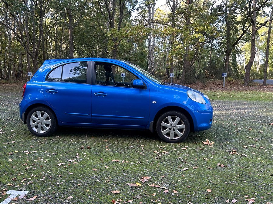 2011 Nissan Micra photo 12