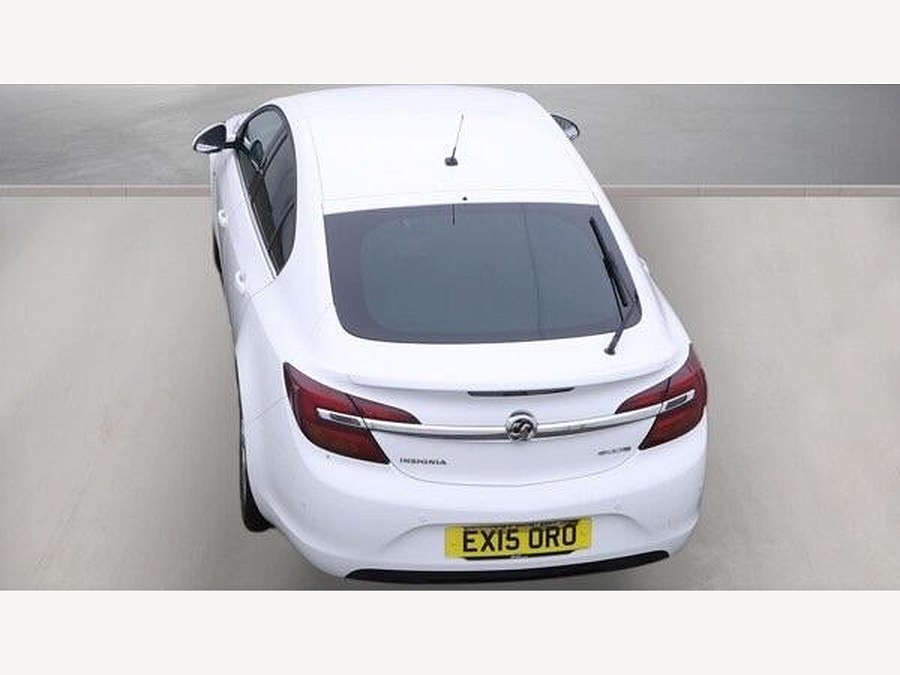 2015 Vauxhall Insignia photo 7