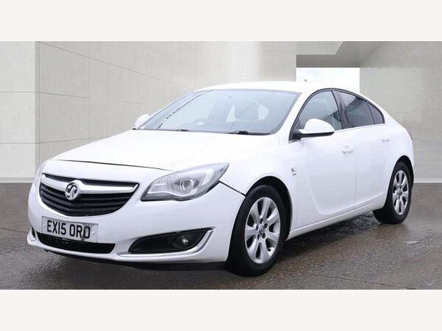 2015 Vauxhall Insignia photo 3