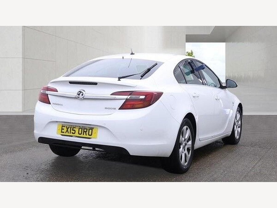 2015 Vauxhall Insignia photo 5