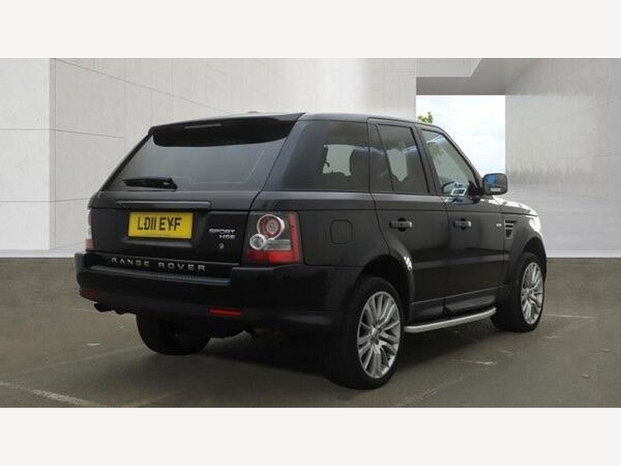 2011 Land Rover Range Rover Sport photo 3