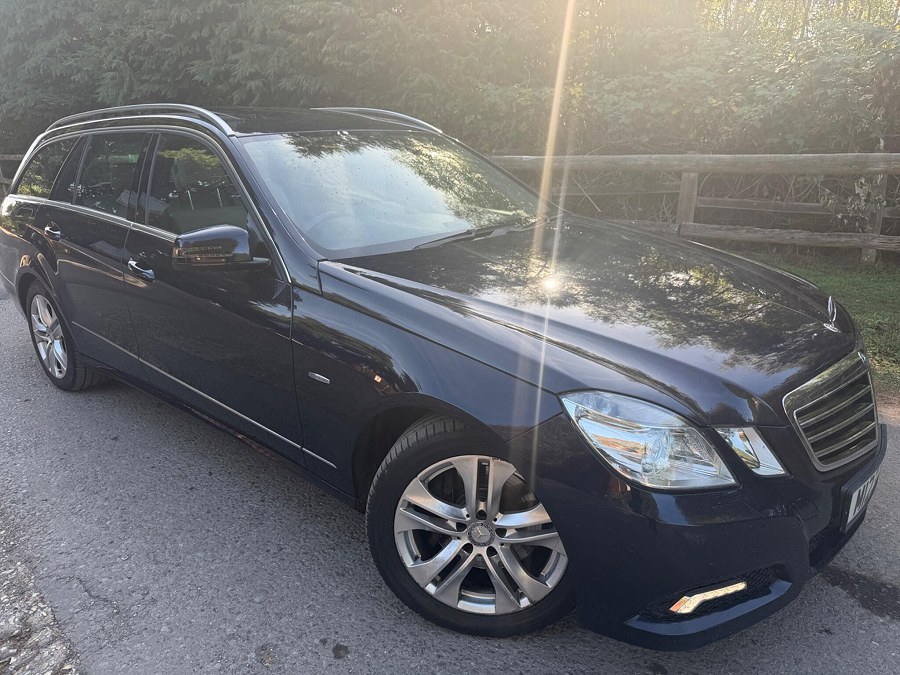 2010 Mercedes-Benz E Class photo 10