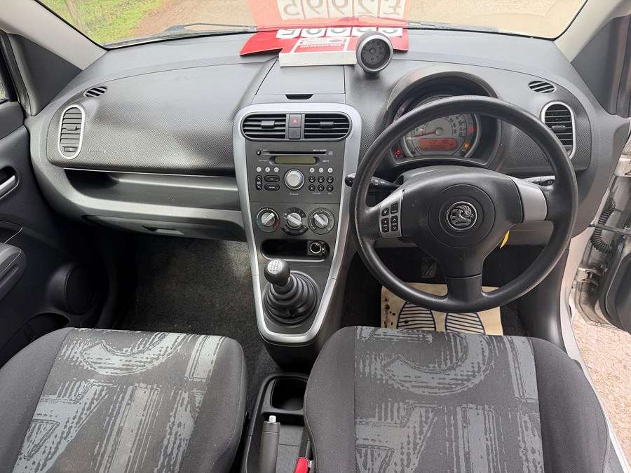 2013 Vauxhall Agila photo 14