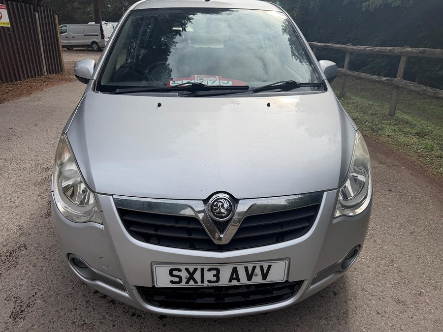Vauxhall Agila photo 2