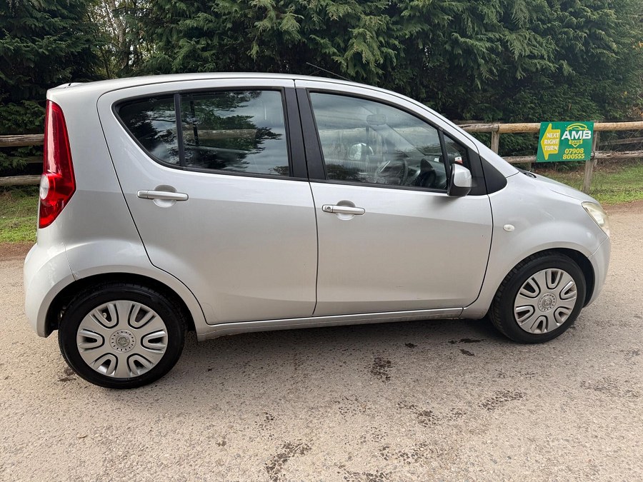 2013 Vauxhall Agila photo 9