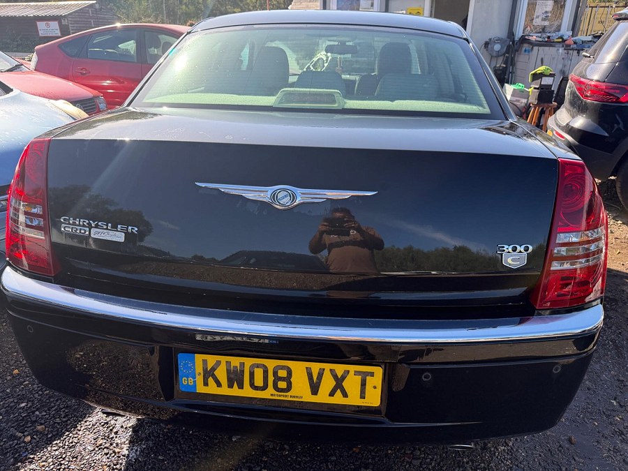 2008 Chrysler 300C photo 6