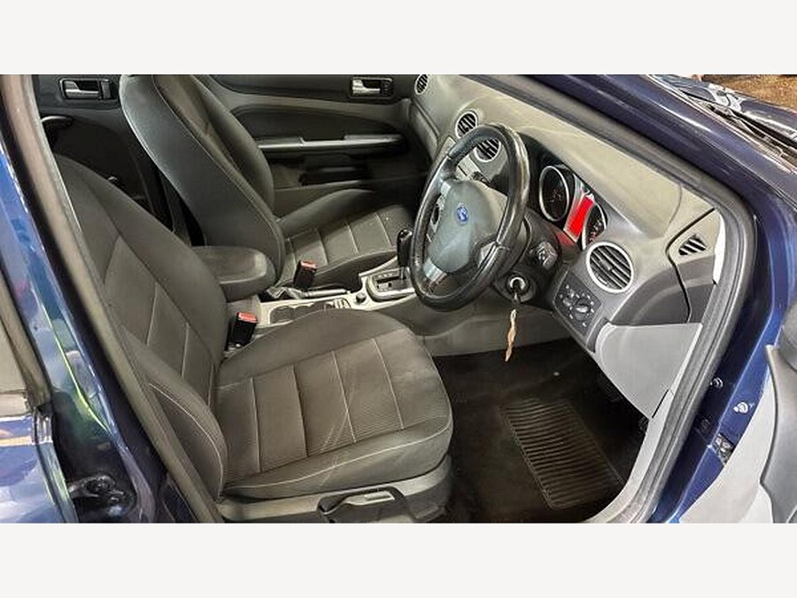 Ford Focus photo 2