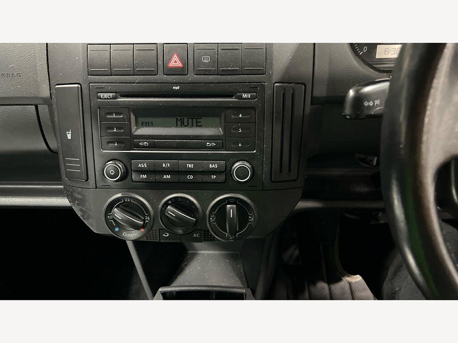 2008 Volkswagen Polo photo 14