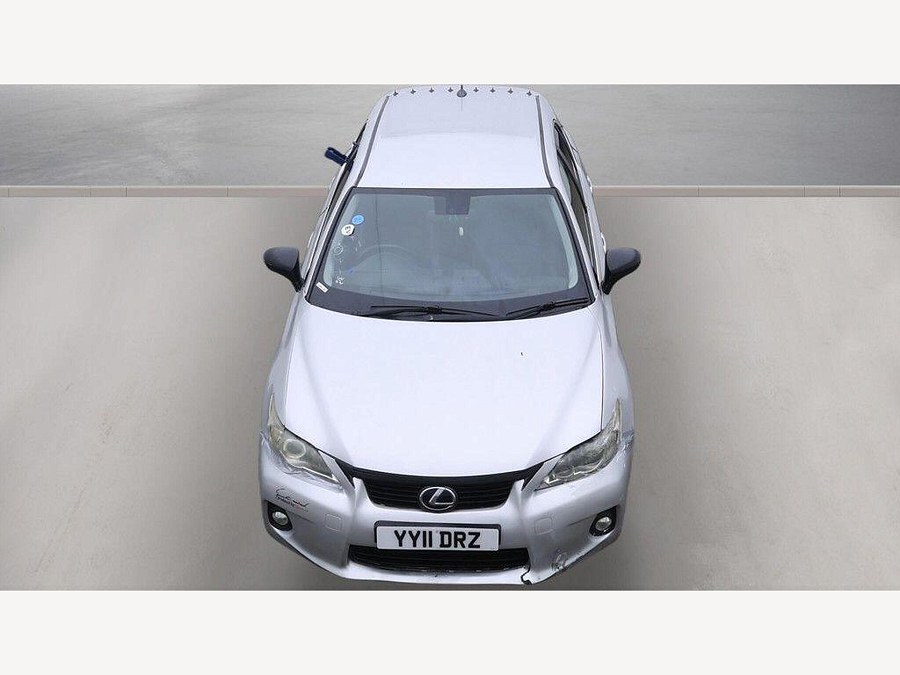 2011 Lexus CT photo 5