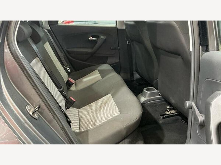 2011 Volkswagen Polo photo 10