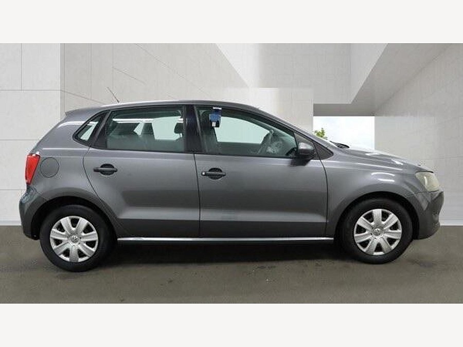 2011 Volkswagen Polo photo 3