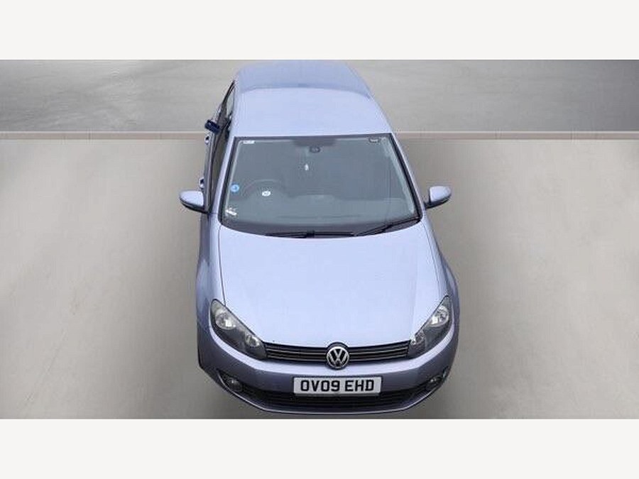 2009 Volkswagen Golf photo 10
