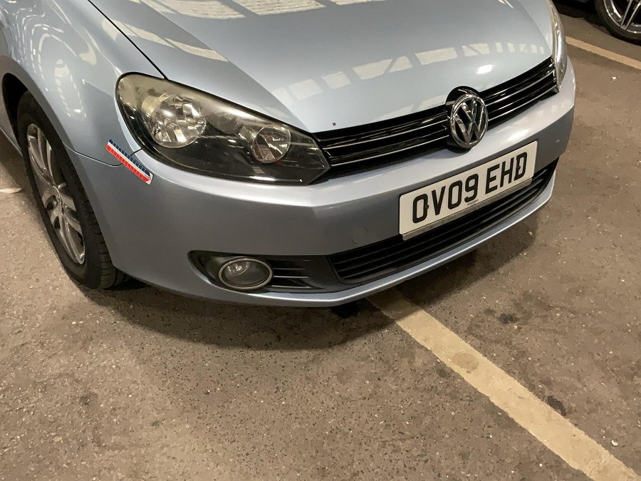 2009 Volkswagen Golf photo 8