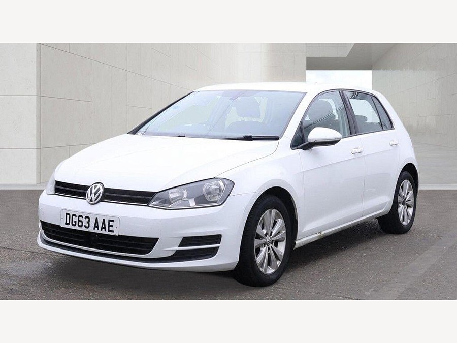 Volkswagen Golf photo 2