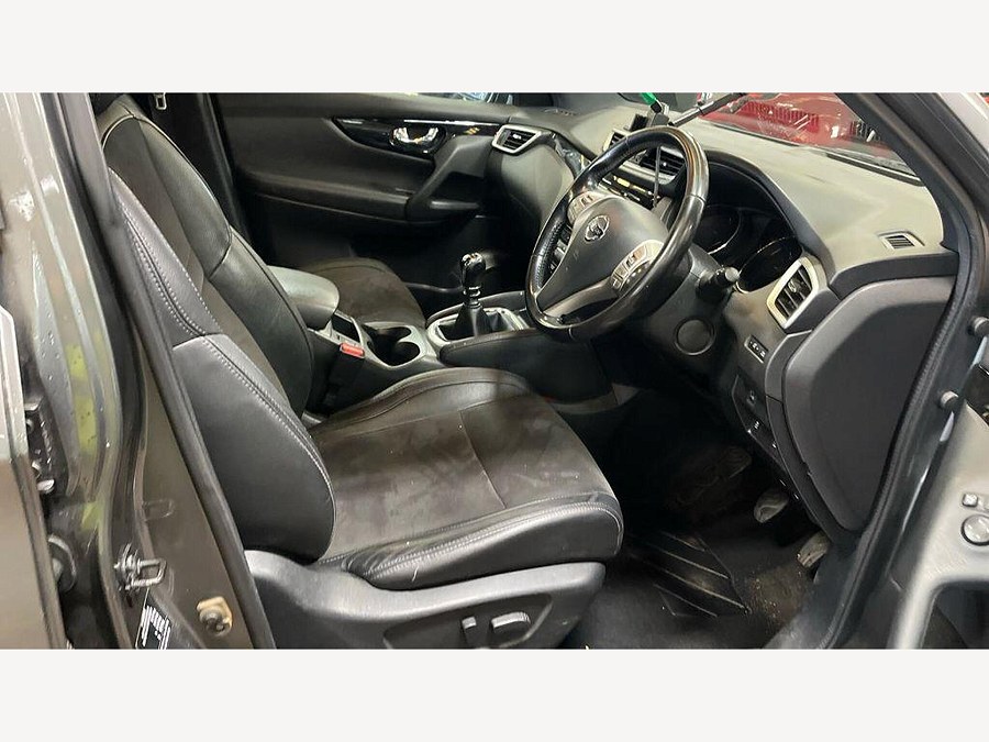 2017 Nissan Qashqai photo 11