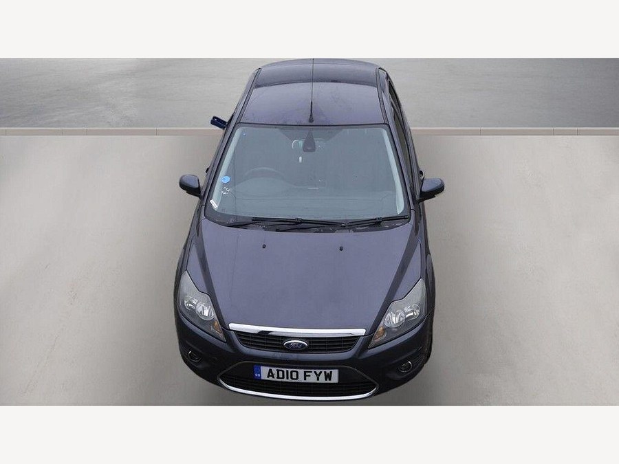 2010 Ford Focus photo 7