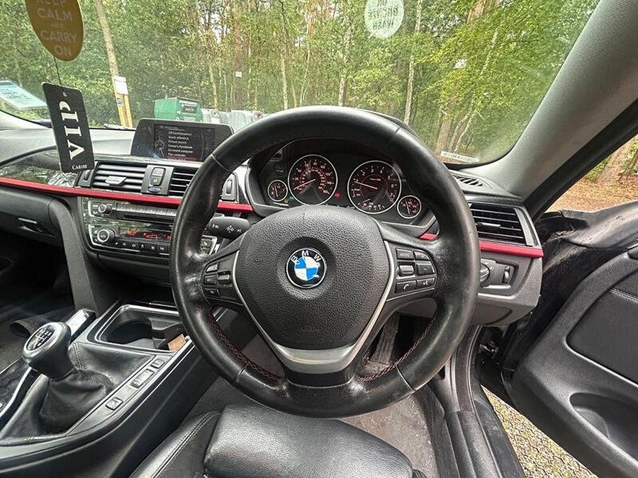 BMW 4 Series photo 2
