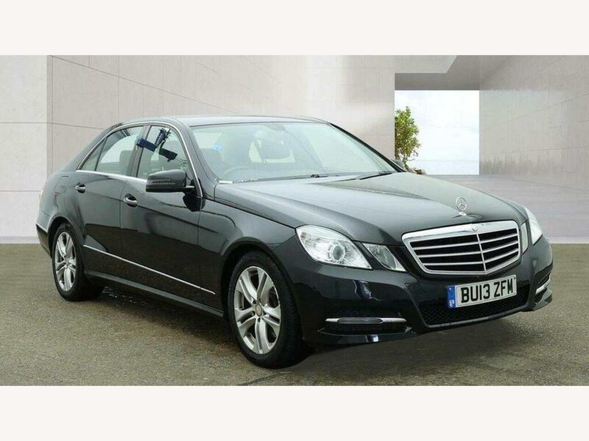 2013 Mercedes-Benz E Class 2.1 E300dh BlueTEC G-Tronic+ Euro 5 (s/s) 4dr for sale at AMB Cars