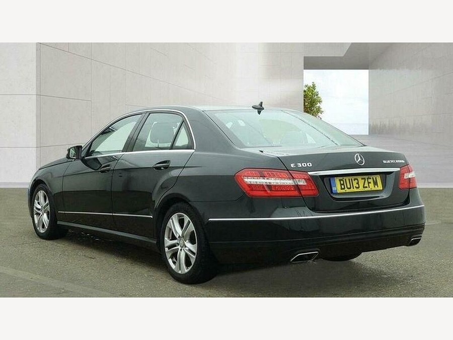 2013 Mercedes-Benz E Class photo 3