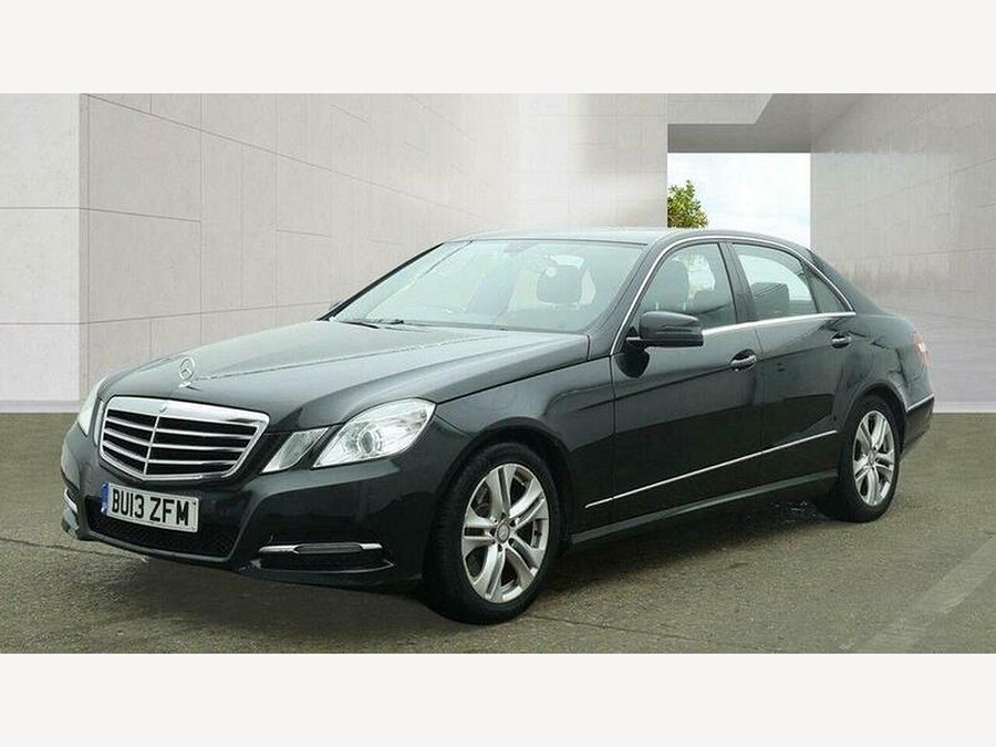 Mercedes-Benz E Class photo 2