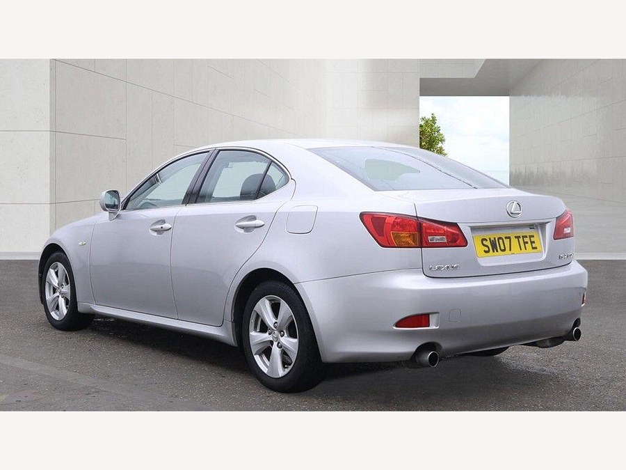 2007 Lexus IS photo 3