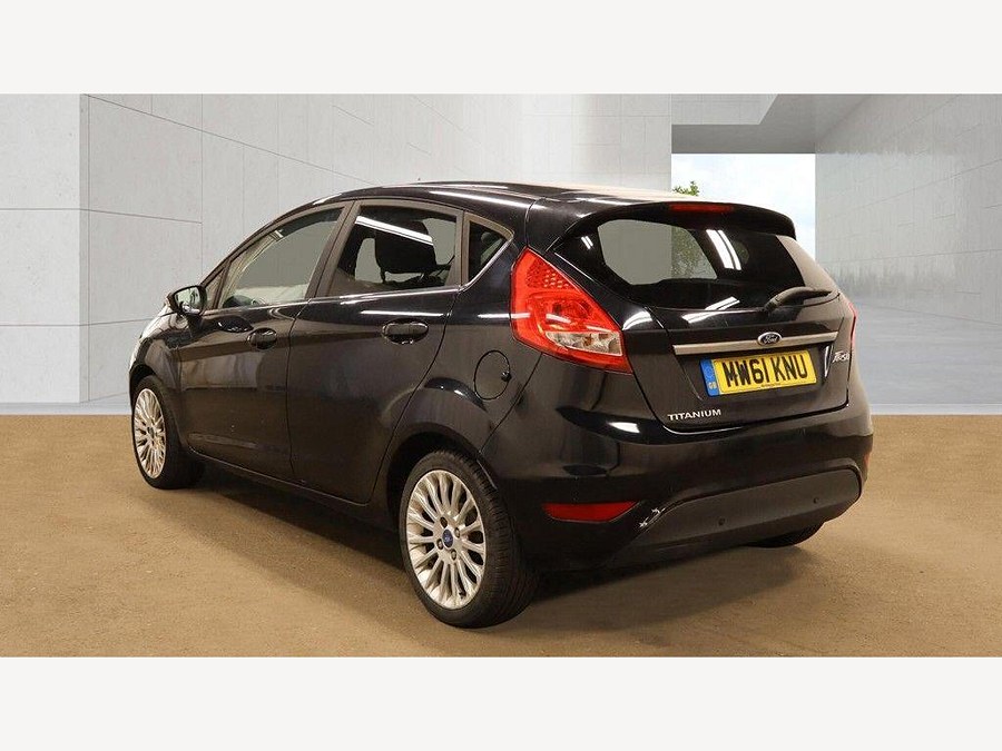 2012 Ford Fiesta photo 3