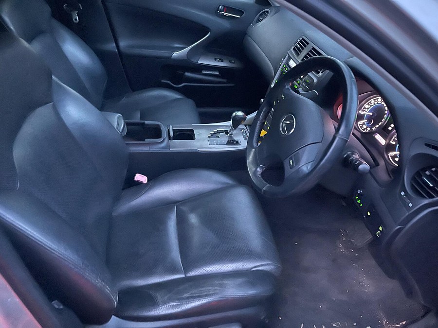 2006 Lexus IS photo 13
