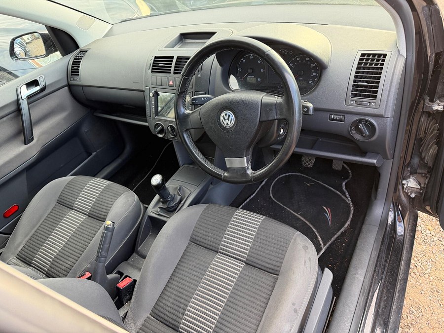2009 Volkswagen Polo photo 14